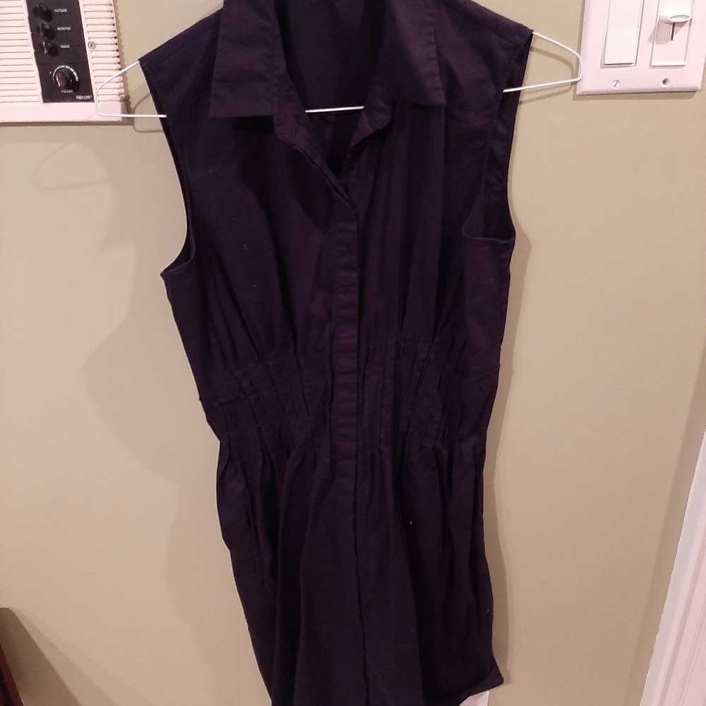 Sleeveless above knee summer dress